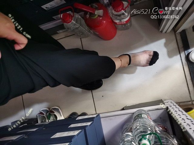 原味丝袜|袜类,臭短丝袜,爱丽丝(此活动可指定MM,但袜类随机)——2022年09月份顾客预订导购45卡通丝