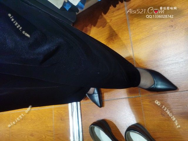 原味丝袜|袜类,臭短丝袜,爱丽丝(此活动可指定MM,但袜类随机)——2023年04月份顾客预订导购40黑丝