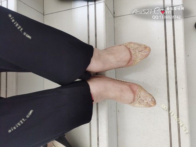 原味丝袜|袜类,臭船袜,爱丽丝(此活动可指定MM,但袜类随机)——2023年05月份顾客预订珠宝02蕾丝船袜