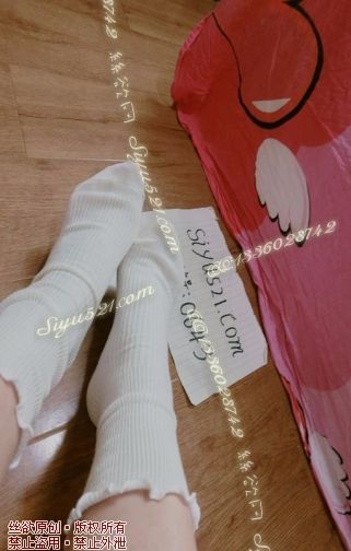 原味丝袜|袜类,臭棉袜,白色中筒学生短靴棉袜