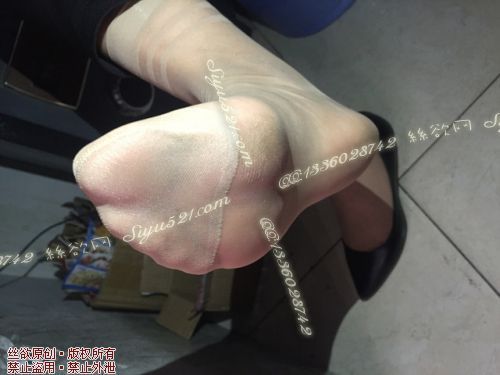 原味丝袜|袜类,臭短丝袜,爱丽丝（本土的BYD）——2017年9月中旬顾客订购（奢店01妹妹-肉丝），此活动免费拍摄打包图