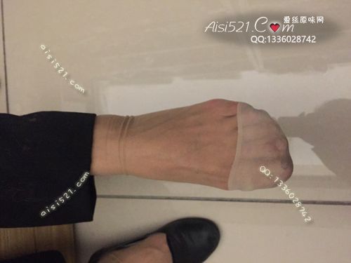 原味丝袜|袜类,臭短丝袜,致命臭(此活动MM随机，不能指定)——2017年11月下旬顾客订购致命臭活动MM（导购23妹妹-酸臭闲置肉丝）现收足底实拍，不可选