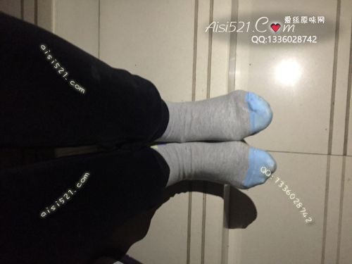 原味丝袜|袜类,臭棉袜,致命臭(此活动MM随机，不能指定)——2017年12月下旬顾客订购致命臭活动MM（珠宝02妹妹-棉袜）现收足底实拍，不可选