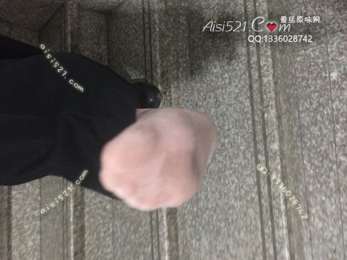 原味丝袜|袜类,臭棉袜,致命臭(此活动MM随机，不能指定)——2018年1月初旬顾客订购致命臭活动MM（珠宝28妹妹-棉袜满满汗渍的恶臭级别棉袜）现收足底实拍，不可选