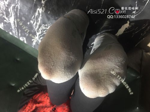 原味丝袜|袜类,臭棉袜,爱丽丝（本土的BYD）——2018年2月份顾客订购（烤肉06妹妹-闲置棉袜），此活动免费拍摄打包图