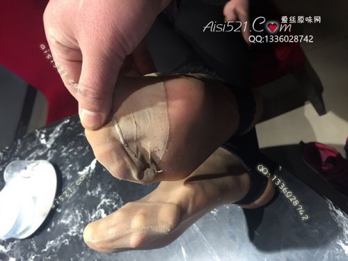 原味丝袜|袜类,臭短丝袜,致命臭(此活动MM随机，不能指定)——2018年2月份顾客订购致命臭活动MM（烤肉07妹妹-肉丝脚）现收足底实拍，不可选