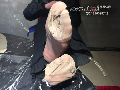 原味丝袜|袜类,臭短丝袜,致命臭(此活动MM随机，不能指定)——2018年2月份顾客订购致命臭活动MM（【赠送】烤肉11妹妹-咖啡丝）现收足底实拍，不可选