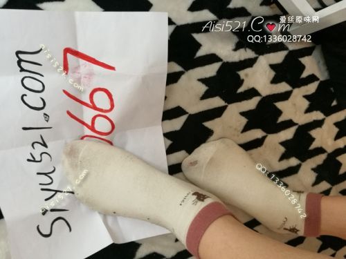 穿很久脚底发黄的白色小猫棉袜闲置棉袜原味丝袜|袜类臭棉袜