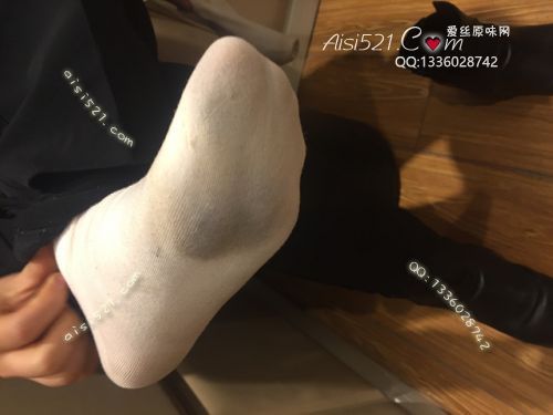 原味丝袜|袜类,臭棉袜,致命臭(此活动MM随机,不能指定)——2018年3月上中旬【新年买2赠1活动-3月底即将结束】赠送顾客(导购20妹妹-棉袜)现收足底实拍