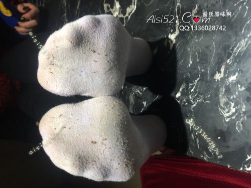 原味丝袜|袜类,臭棉袜,致命臭(此活动MM随机,不能指定)——2018年3月上中旬【新年买2赠1活动-3月底即将结束】赠送顾客(烤肉07妹妹-棉袜)现收足底实拍