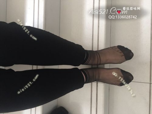 原味丝袜|袜类,臭短丝袜,爱丽丝(本土的BYD)——2018年3月下旬顾客订购(珠宝02妹妹-黑丝),此活动免费拍摄打包图