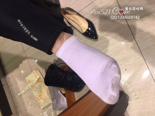 原味丝袜|袜类,臭棉袜,爱丽丝(本土的BYD)——2018年3月下旬【新年买2赠1活动-3月底已结束】赠送顾客(品牌店长-棉袜),此活动免费拍摄打包图