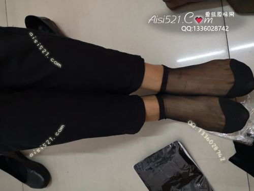 原味丝袜|袜类,臭短丝袜,致命臭(此活动MM随机,不能指定)——2018年7下旬【火爆!夏季买2增1活动-8月15结束】赠送顾客(导购17妹妹-黑卡通丝)现收足底实拍