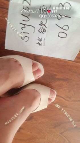 原味女鞋|鞋类,高中短跟,商场大牌白色鱼嘴高跟鞋。