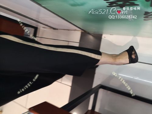 原味丝袜|袜类,臭船袜,致命臭(此活动MM随机，不能指定)——2018年9月初旬顾客订购致命臭活动MM（珠宝店长-黑船袜）现收足底实拍