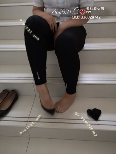 原味丝袜|袜类,臭船袜,致命臭(此活动MM随机，不能指定)——2018年9初旬赠送顾客（珠宝02美女-恶臭船袜）现收足底实拍