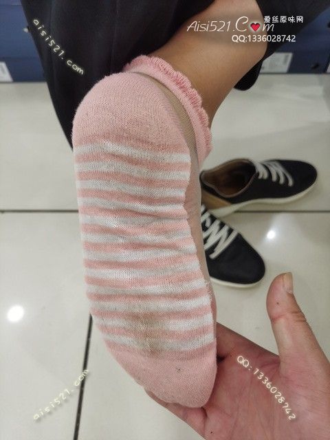 原味丝袜|袜类,臭短丝袜,爱丽丝(此活动可指定MM,但袜类随机)——2023年08月份顾客预订导购45卡通丝