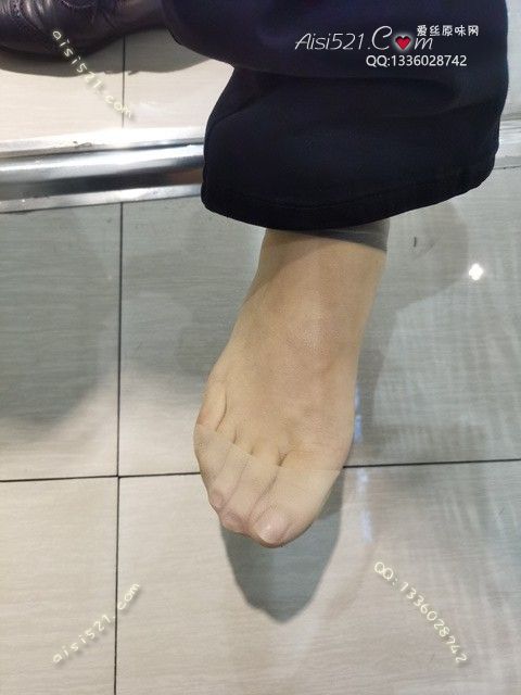 原味丝袜|袜类,臭短丝袜,爱丽丝(此活动可指定MM,但袜类随机)——2023年10月份顾客预订导购41肉丝