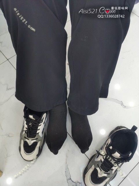 原味丝袜|袜类,臭棉袜,爱丽丝(此活动可指定MM,但袜类随机)——2023年11月份顾客预订珠宝02棉袜六天重口味