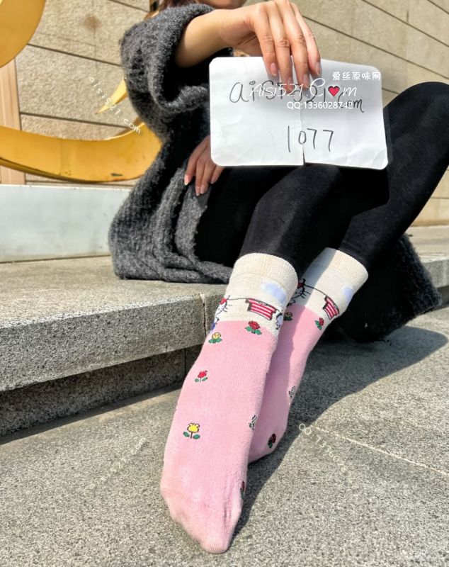 原味丝袜|袜类,臭棉袜,‘’恶臭小粉猫棉袜～绝对熏得睡不着觉…这味道满屋飘荡～