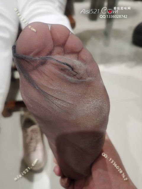 原味丝袜|袜类,臭短丝袜,致命臭(此活动MM随机,不能指定)——2024年04月份顾客预订导购04汗渍明显性感灰丝