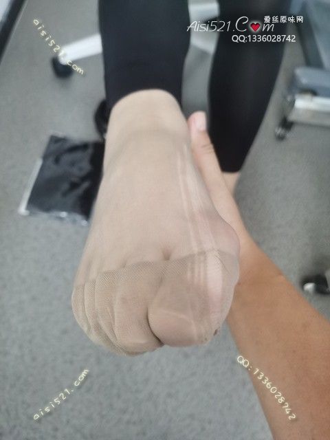 爱丽丝(此活动可指定MM，但袜类随机)——2024年08月份顾客预订导购09咖啡丝原味丝袜|袜类臭短丝袜