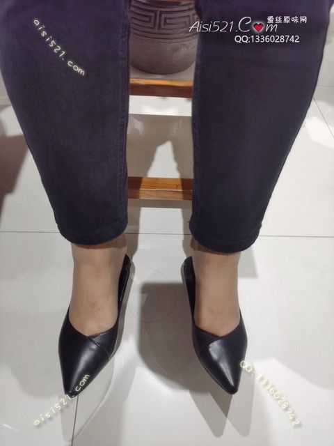 爱丽丝(此活动可指定MM，但袜类随机)——2024年08月份顾客预订导购04汗渍明显酸臭咖啡丝原味丝袜|袜类臭短丝袜