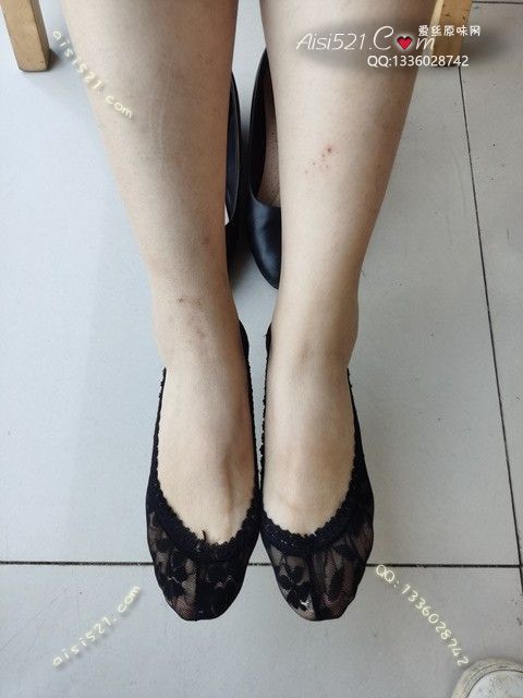 爱丽丝(此活动可指定MM，但袜类随机)——2024年08月份顾客预订导购12船袜黑色恶臭级别原味丝袜|袜类臭短丝袜