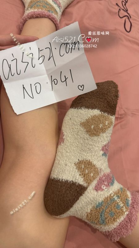 上新～现货～有没有人喜欢这个可爱调调的毛绒袜 吸臭能力五颗星原味丝袜|袜类臭棉袜