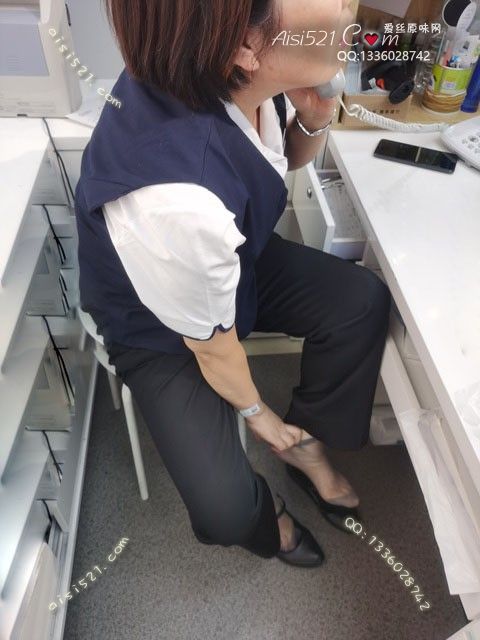 爱丽丝(此活动可指定MM，但袜类随机)——2024年09月份顾客预订导购09灰丝原味丝袜|袜类臭短丝袜