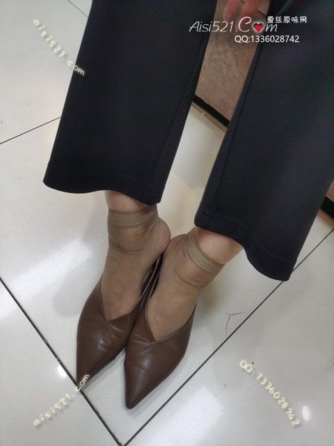 爱丽丝(此活动可指定MM，但袜类随机)——2024年10月份顾客预订导购06性感咖啡丝原味丝袜|袜类臭短丝袜