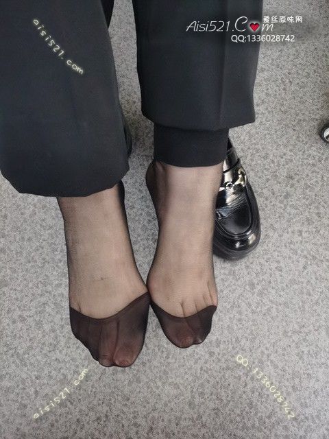 爱丽丝(此活动可指定MM，但袜类随机)——2024年10月份顾客预订导购09黑丝原味丝袜|袜类臭短丝袜