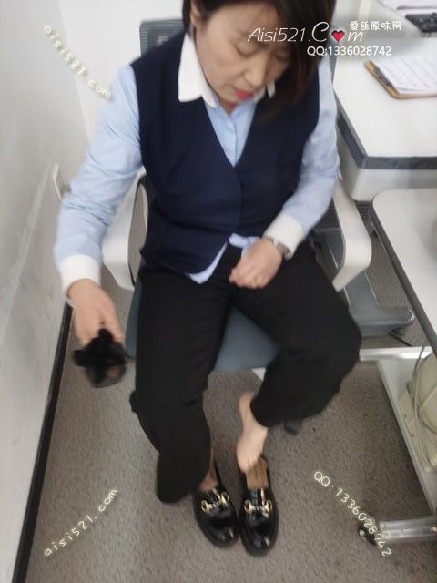 爱丽丝(此活动可指定MM，但袜类随机)——2024年10月份顾客预订导购09黑丝原味丝袜|袜类臭短丝袜