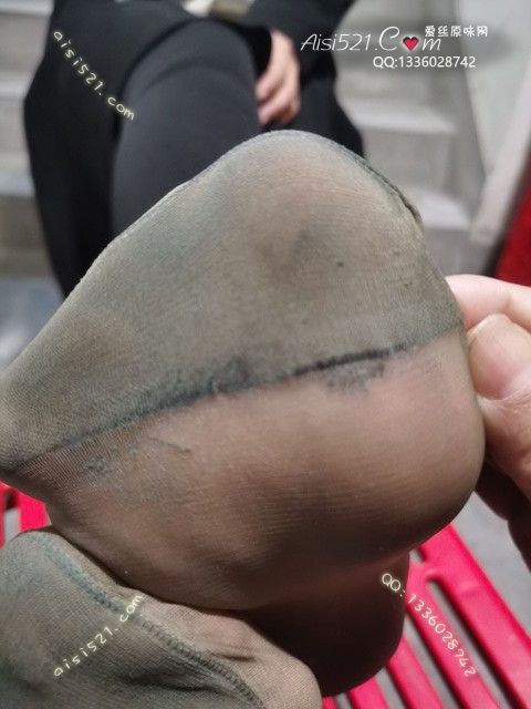 原味丝袜|袜类,臭短丝袜,爱丽丝(此活动可指定MM,但袜类随机)——2024年10月份顾客预订奢04浓酸臭肉丝