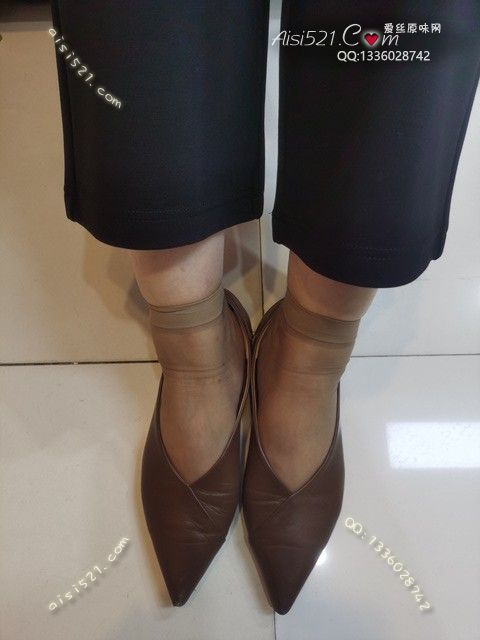 原味丝袜|袜类,臭短丝袜,爱丽丝(此活动可指定MM,但袜类随机)——2024年11月份顾客预订导购06咖啡丝