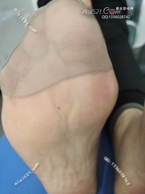 爱丽丝(此活动可指定MM，但袜类随机)——2024年10月份顾客预订导购09咖啡丝原味丝袜|袜类臭短丝袜