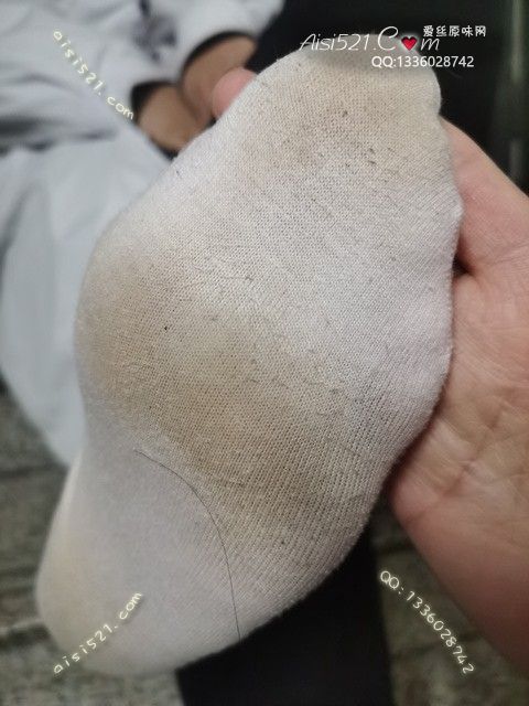 爱丽丝(此活动可指定MM，但袜类随机)——2024年11月份顾客预订珠宝02粉色棉袜原味丝袜|袜类臭棉袜