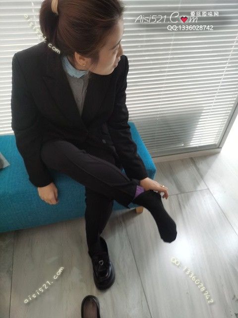 爱丽丝(此活动可指定MM，但袜类随机)——2024年11月份顾客预订导购10棉袜原味丝袜|袜类臭棉袜