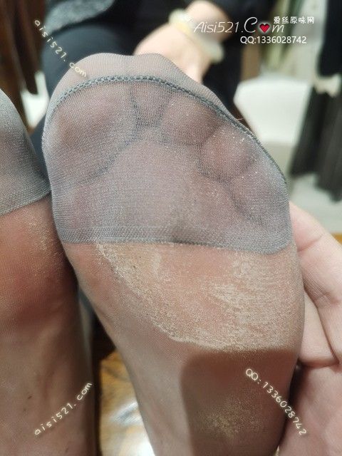 致命臭(此活动MM随机，不能指定)——2024年11月份顾客预订导购04灰丝原味丝袜|袜类臭短丝袜