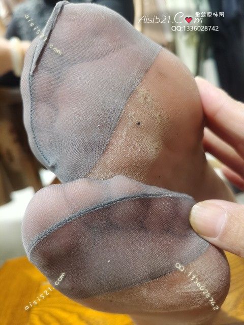 致命臭(此活动MM随机，不能指定)——2024年11月份顾客预订导购04灰丝原味丝袜|袜类臭短丝袜