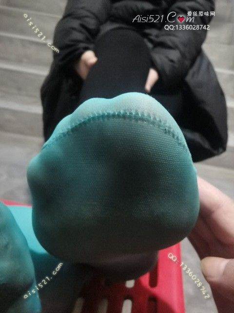 致命臭(此活动MM随机，不能指定)——2024年11月份顾客预订奢04蓝色短丝原味丝袜|袜类臭短丝袜