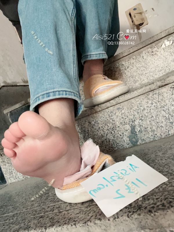 原味丝袜|袜类,臭船袜,穿着臭拖鞋得短棉袜