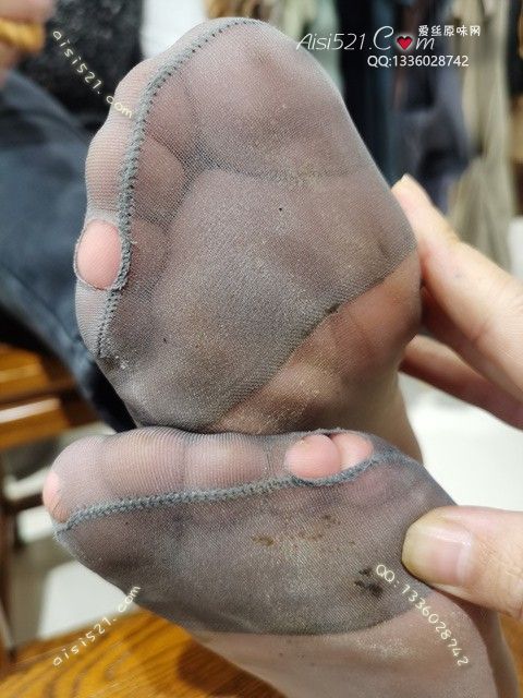 原味丝袜|袜类,臭短丝袜,爱丽丝(此活动可指定MM，但袜类随机)——2024年12月份顾客预订导购04汗透高跟灰丝