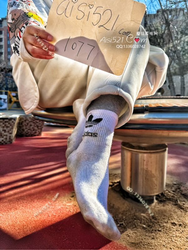 原味丝袜|袜类,臭棉袜,【阿迪三叶草】极致‘’脏臭穿的发黄了～纯白棉袜   实物味道痕迹更明显  巨酸臭。。