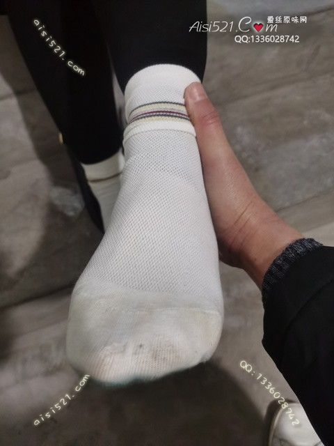 原味丝袜|袜类,臭棉袜,爱丽丝(此活动可指定MM，但袜类随机)——2024年12月份顾客预订奢04重口味棉袜