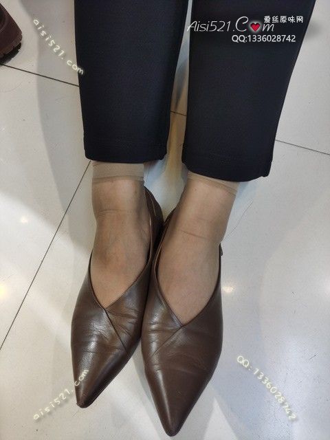 致命臭(此活动MM随机，不能指定)——2024年11月份顾客预订导购06汗渍咖啡丝原味丝袜|袜类臭短丝袜