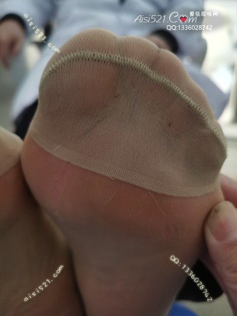 致命臭(此活动MM随机，不能指定)——2024年11月份顾客预订导购新妹妹肉色短丝原味丝袜|袜类臭短丝袜