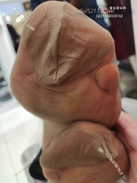 爱丽丝(此活动可指定MM，但袜类随机)——2024年12月份顾客预订导购03咖啡丝原味丝袜|袜类臭短丝袜