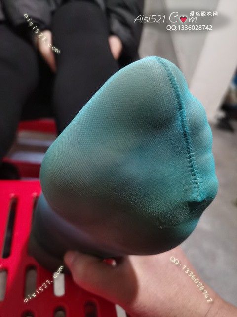 致命臭(此活动MM随机，不能指定)——2024年12月份顾客预订奢04蓝色短丝原味丝袜|袜类臭短丝袜