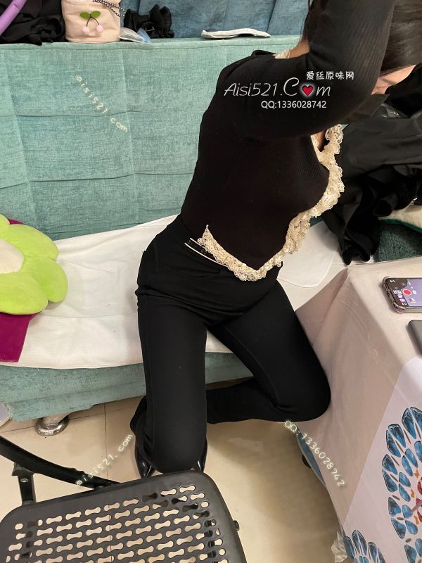 职场魅力(此活动2双起订，免费拍图)——2024年12月份顾客预订服装店女老板黑足尖短丝原味丝袜|袜类臭短丝袜